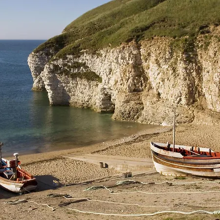 Merchants Quarters - Laguz - Stunning Apartment With Harbour And Sea Views - Free Roof Top Terrace With Sea And Harbour View And Central Location To Beaches Amenities Restaurants And Harbour Holiday home Scarborough