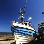 Dom wakacyjny Merchants Quarters - Laguz - Stunning With Harbour And Sea Views - Free Roof Terrace With Sea And Harbour View And Location To Beaches Amenities Restaurants And Harbour Scarborough