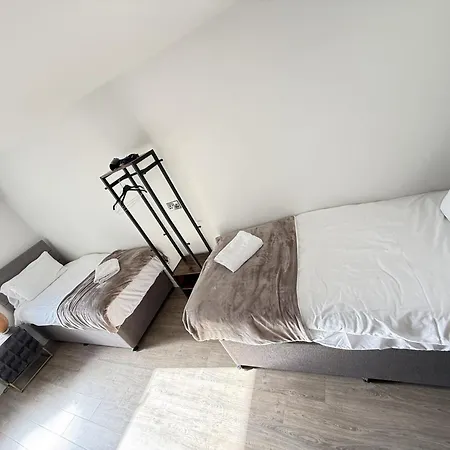 度假居 Merchants Quarters - Laguz - Stunning Apartment With Harbour And Sea Views - Free Roof Top Terrace With Sea And Harbour View And Central Location To Beaches Amenities Restaurants And Harbour 斯卡伯勒