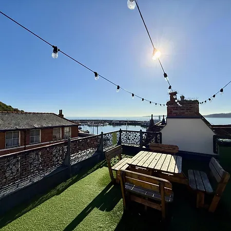 Merchants Quarters - Laguz - Stunning With Harbour And Sea Views - Free Roof Terrace With Sea And Harbour View And Location To Beaches Amenities Restaurants And Harbour بيت للعطل سكرابورو