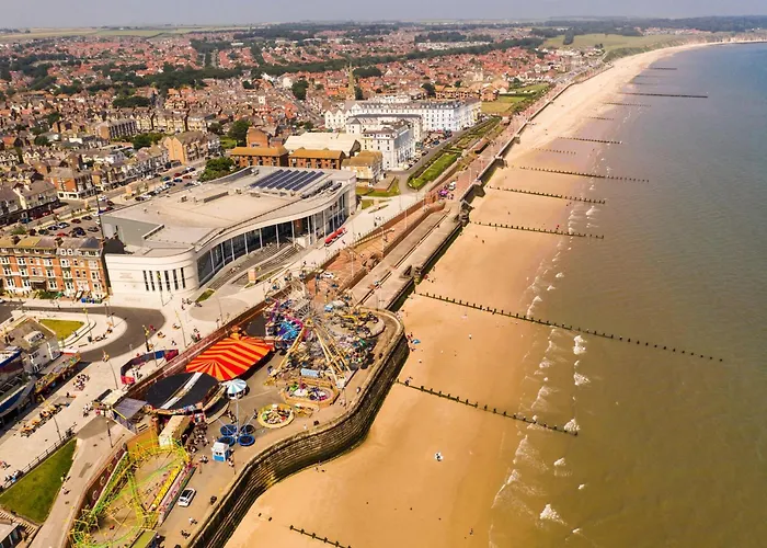 Merchants Quarters - Laguz - Stunning With Harbour And Sea Views - Free Roof Terrace With Sea And Harbour View And Location To Beaches Amenities Restaurants And Harbour Dom wakacyjny Scarborough