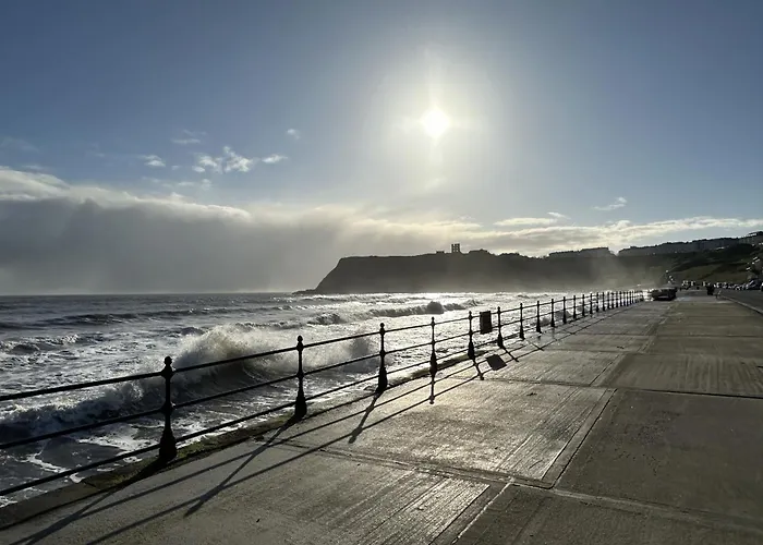 Merchants Quarters - Laguz - Stunning With Harbour And Sea Views - Free Roof Terrace With Sea And Harbour View And Location To Beaches Amenities Restaurants And Harbour * Scarborough