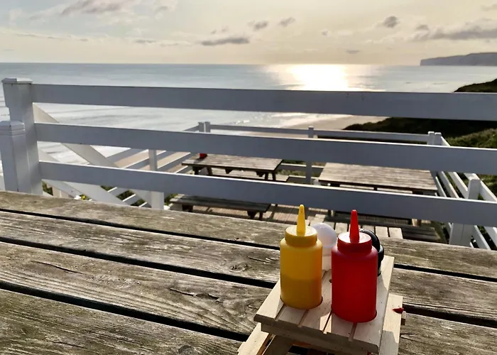 Merchants Quarters - Laguz - Stunning With Harbour And Sea Views - Free Roof Terrace With Sea And Harbour View And Location To Beaches Amenities Restaurants And Harbour Dom wakacyjny Scarborough