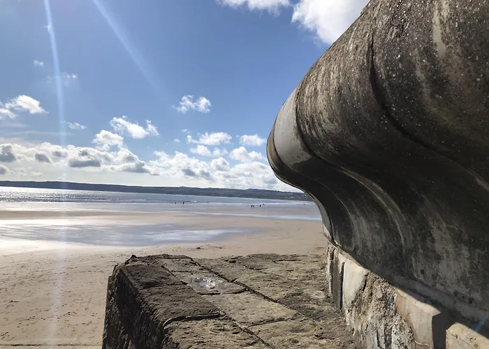 Merchants Quarters - Laguz - Stunning With Harbour And Sea Views - Free Roof Terrace With Sea And Harbour View And Location To Beaches Amenities Restaurants And Harbour Scarborough